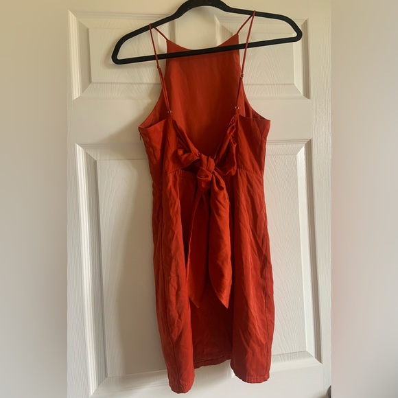 Dynamite Dress - Picture 2 of 3